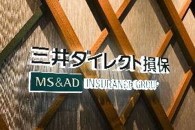 Mitsui Direct General Insurance Sign and Logo