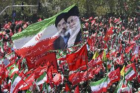 Funeral for Iran's ex-leader Khamenei