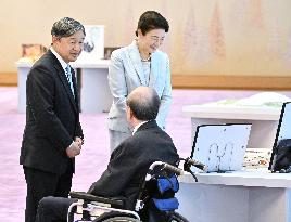 Japan emperor talks with art award winners