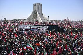 Funeral for Iran's ex-leader Khamenei