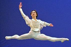 Japanese wins gold at ballet competition in Moscow