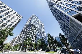 Yodoyabashi Gate Tower, which had its grand opening on July 9