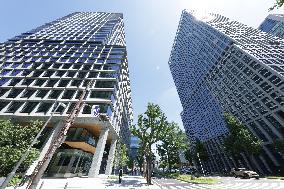 Yodoyabashi Gate Tower, which had its grand opening on July 9