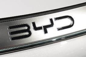 BYD Logo