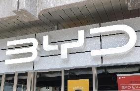 BYD Sign and Logo