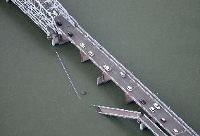 Strong quake jolts southwestern Japan+