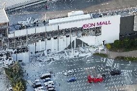 Strong quake jolts southwestern Japan
