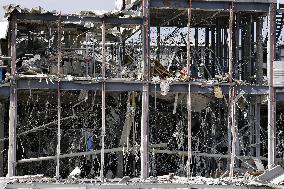 Aftermath of Aeon mall explosion following Kumamoto quake
