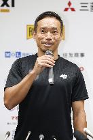 Football: Japan defender Nagatomo to continue career