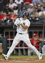 Baseball: Reds vs. White Sox