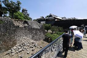 Quake-hit Kumamoto Castle reopens to public