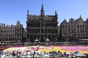 Flower carpet featuring ukiyo-e in Brussels