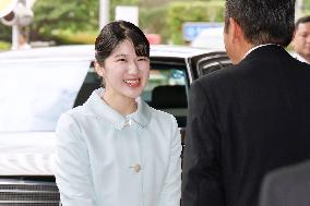 Princess Aiko attends international chip conference