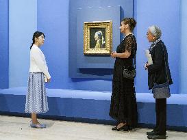 Princess Aiko visits exhibition of masterpieces by Dutch artists