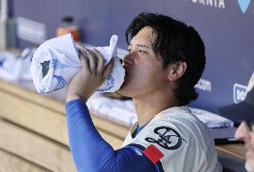 Baseball: Pirates vs. Dodgers