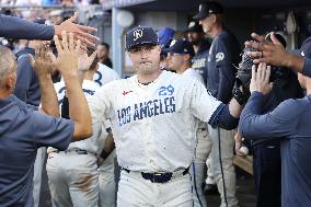 Baseball: Pirates vs. Dodgers