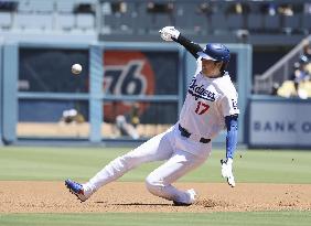 Baseball: Pirates vs. Dodgers