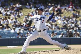Baseball: Pirates vs. Dodgers