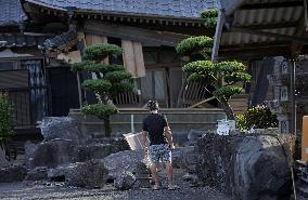 1 month after Kumamoto quake