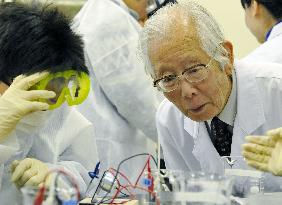 2000 Nobel prize laureate in chemistry Shirakawa dies at 90