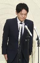 Yokohama mayor steps down