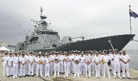 New Zealand warship makes port call in Yokosuka