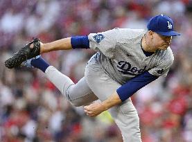 Baseball: Dodgers vs. Reds