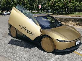 Tesla's driverless robotaxi Cybercab
