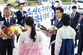 N. Korean sports minister arrives in Japan for Asian Games