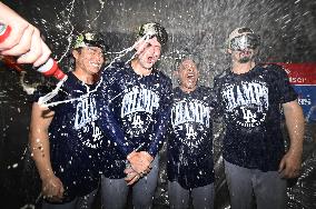 Baseball: Dodgers clinch NL West title
