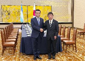 Japan-Uzbekistan talks