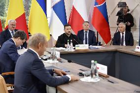 Ukraine hosts summit with 7 regional countries