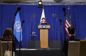 Japan PM Takaichi meets press in N.Y.