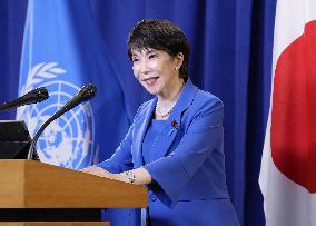 Japan PM Takaichi meets press in N.Y.