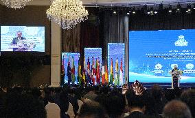 Conference on online scams